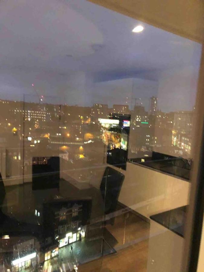 High View Two Bedroom Apartment In Woolwich London Eksteriør billede