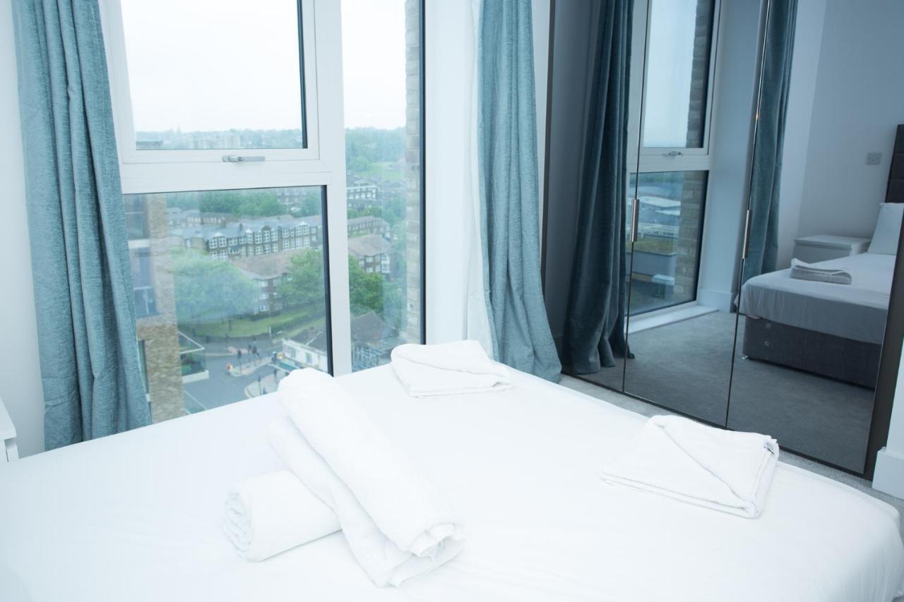 High View Two Bedroom Apartment In Woolwich London Eksteriør billede