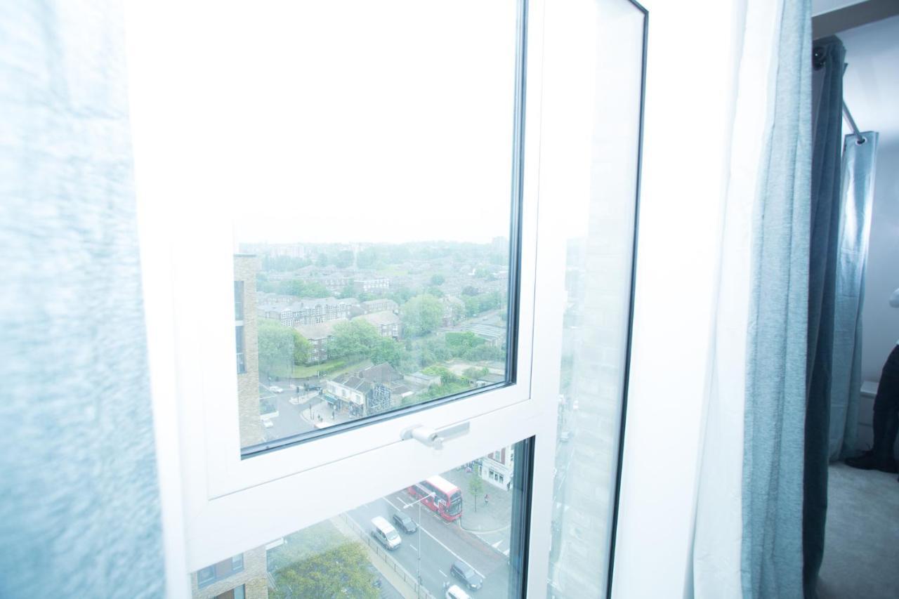 High View Two Bedroom Apartment In Woolwich London Eksteriør billede
