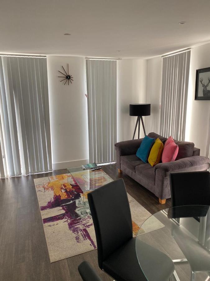 High View Two Bedroom Apartment In Woolwich London Eksteriør billede
