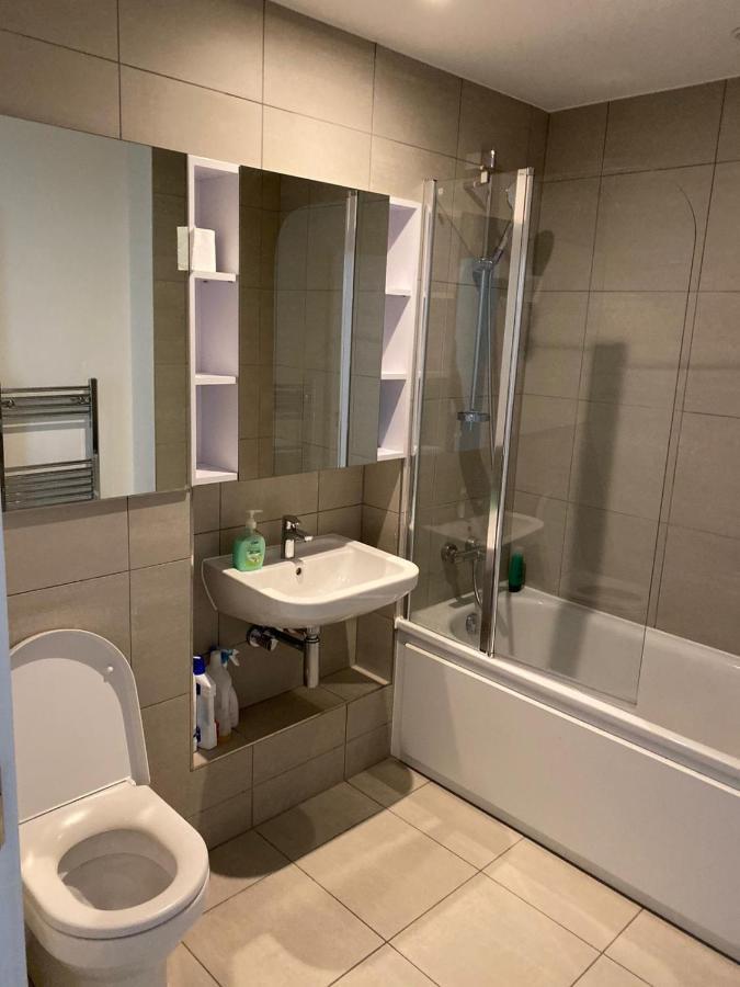 High View Two Bedroom Apartment In Woolwich London Eksteriør billede